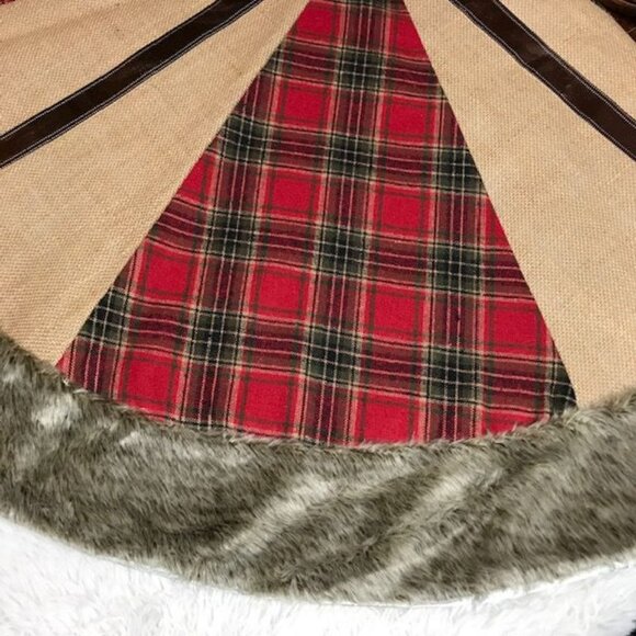 Valery Madelyn 48" Red/Black Tartan Linen Blend Bronze Christmas Tree Skirt - Picture 2 of 14